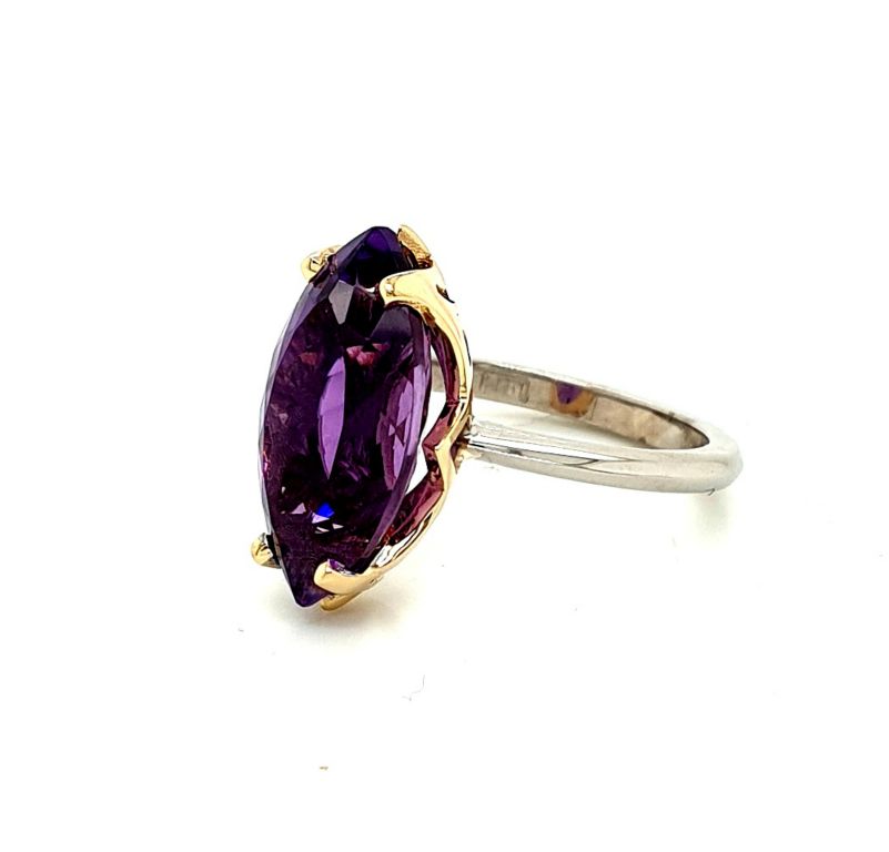 9ct White and Yellow Gold Amethyst Marquise (6.70ct) (16.95 x 8.30mm) Solitaire Ring (22181)